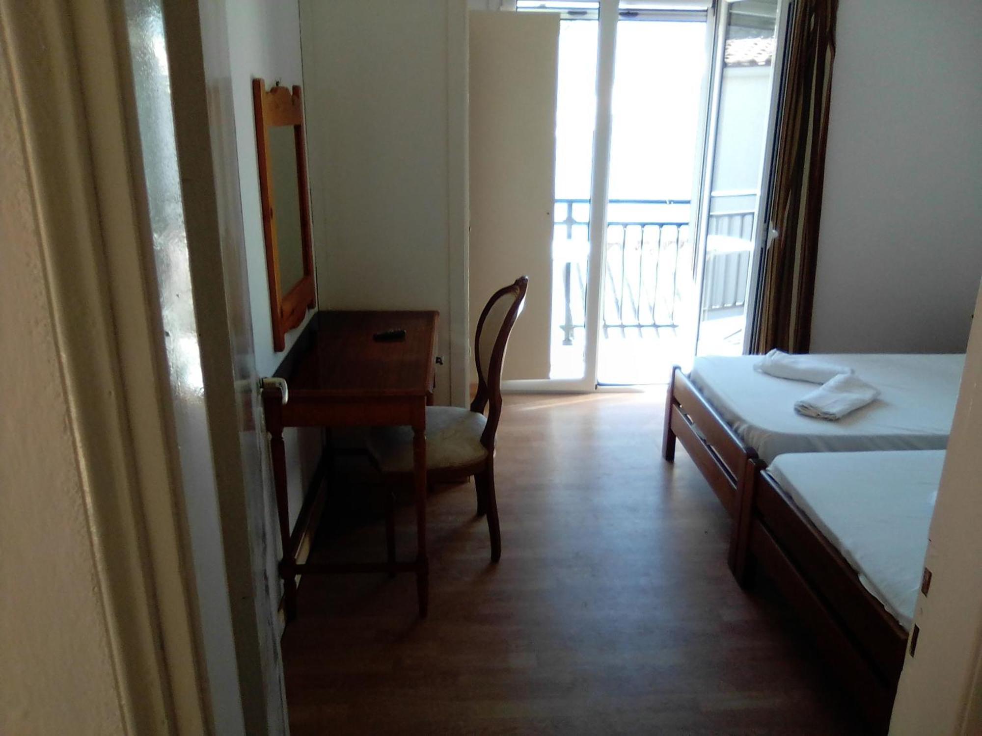 Georgia Beach Apartments Mesongi Bagian luar foto